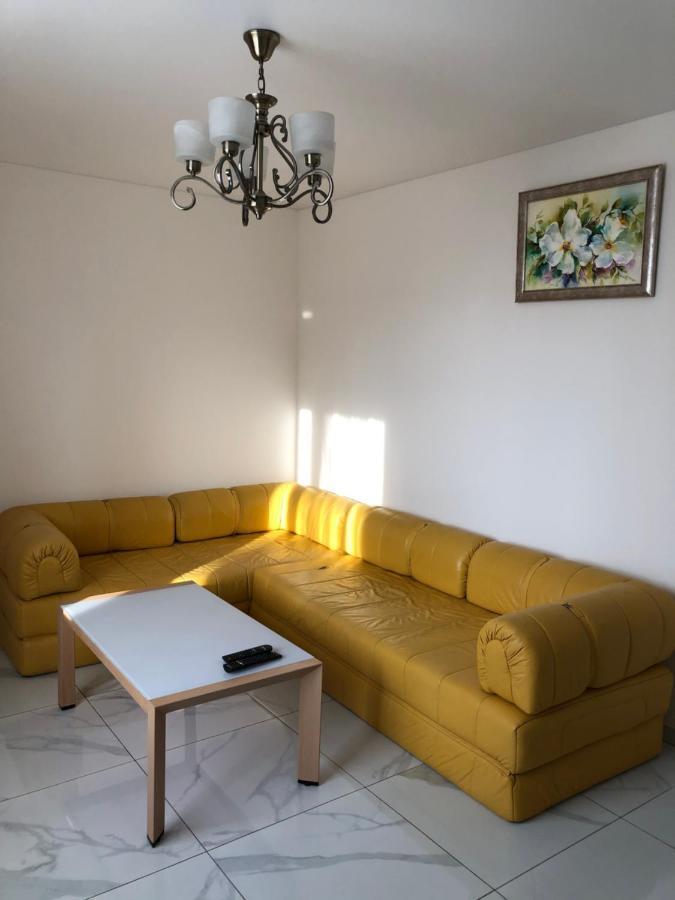 Luxflats Rivne Daire Dış mekan fotoğraf