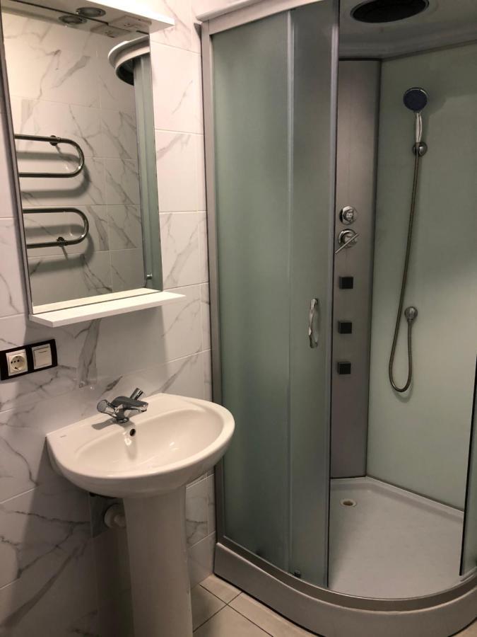 Luxflats Rivne Daire Dış mekan fotoğraf